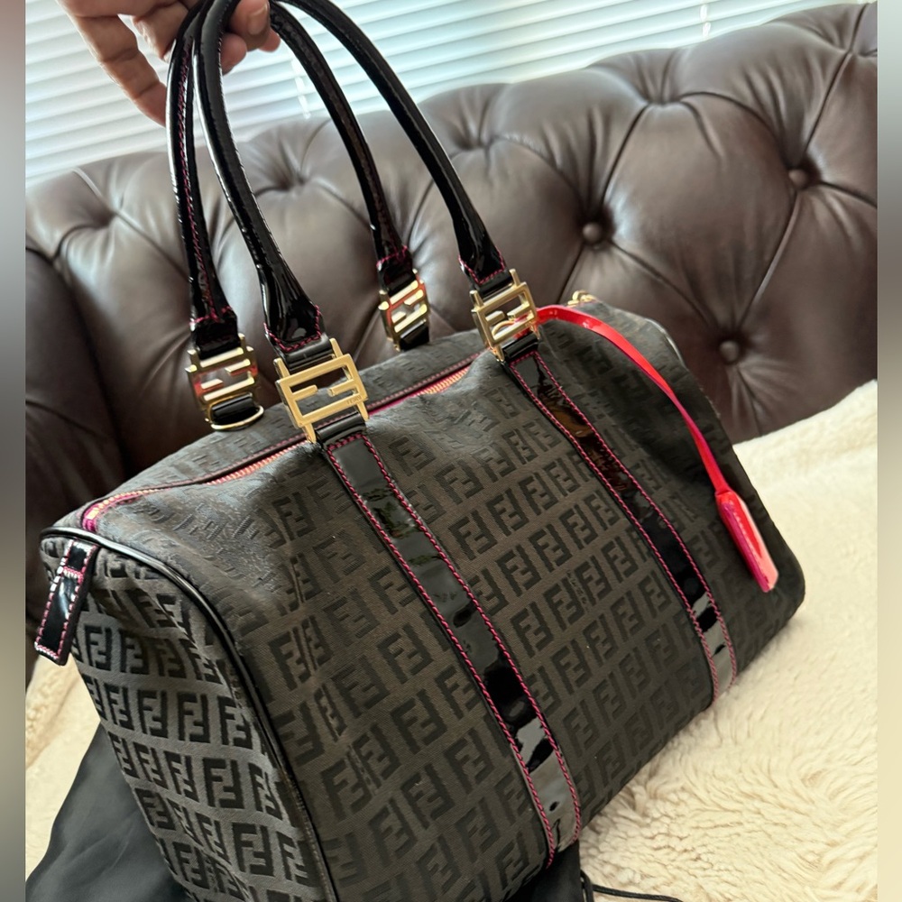 Fendi Monogram Vintage Bauletto Bag Hot Pink GUC Red Lock Key Clochette - Picture 4 of 13